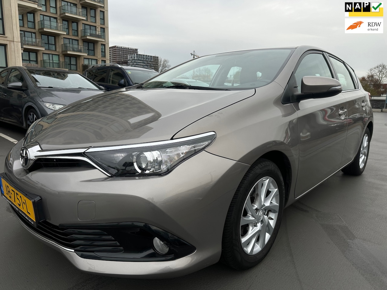 Toyota Auris - 1.2T Aspiration 31000KM NAP AUTOMAAT ALS NIEW - AutoWereld.nl