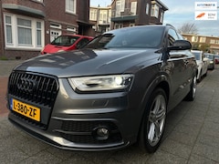 Audi Q3 - 2.0 TFSI quattro Sport Edition BLIS LANE ASSIST S LINE PANO STOELVERWARMING
