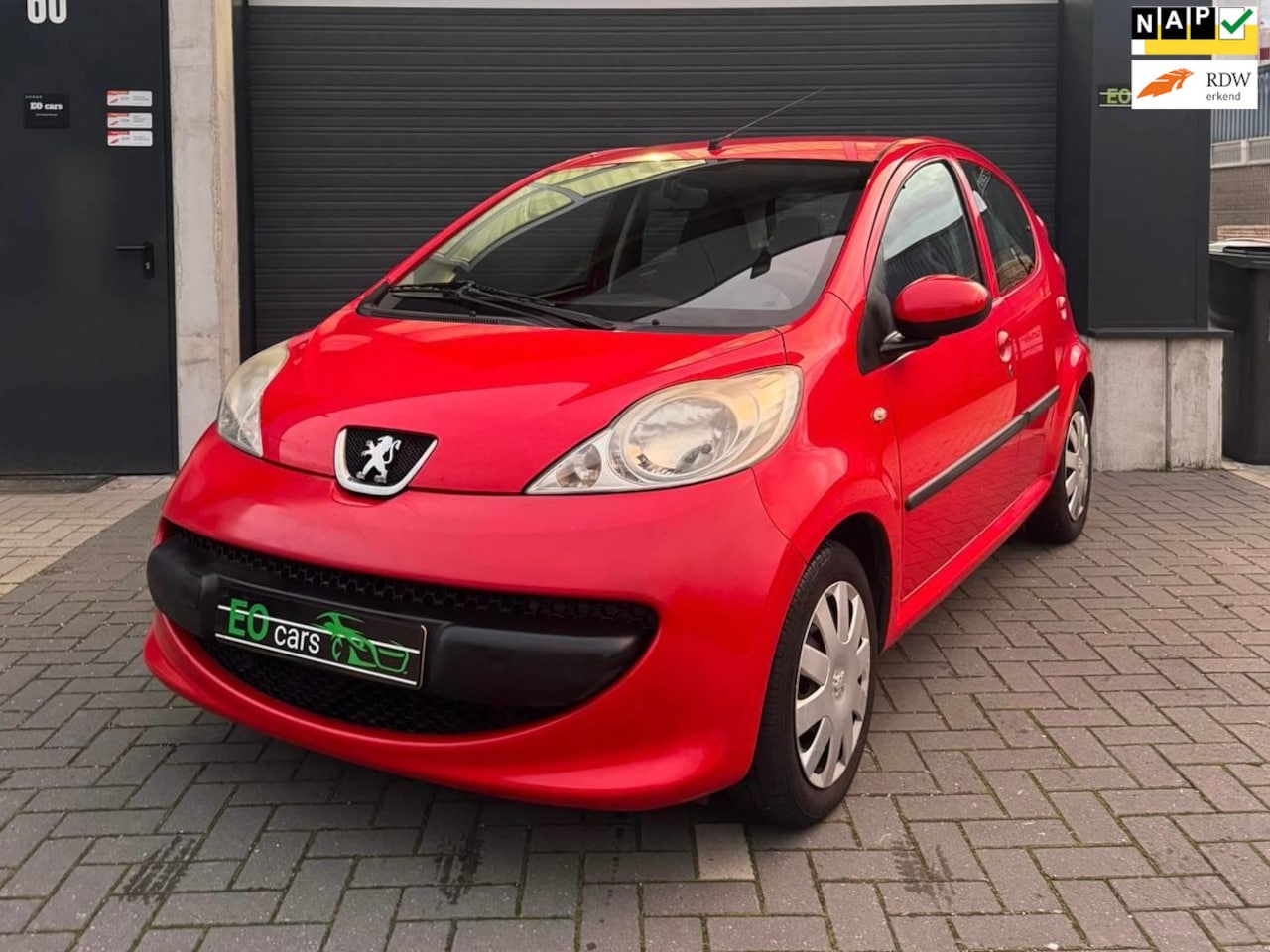 Peugeot 107 - 1.0-12V XS Nieuwe APK Airco - AutoWereld.nl