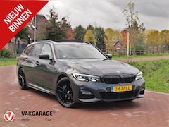 BMW 3-serie Touring - 318i Executive Edition | M-Pakket | Panoramadak | Sfeerverlichting | Apple Carplay | NL-Au