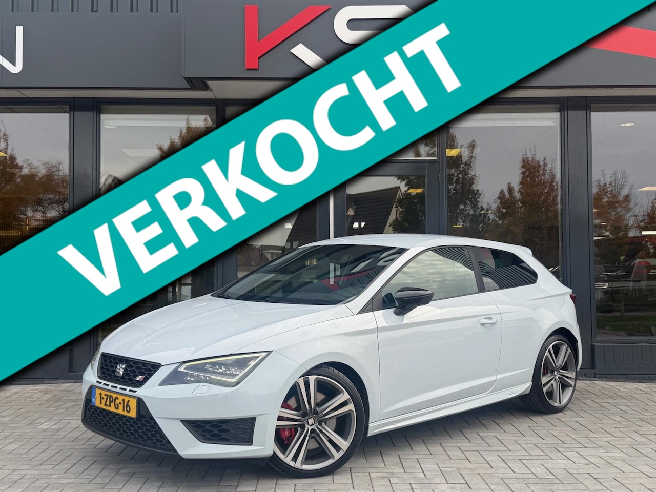 SEAT Leon SC - 2.0 TSI Cupra 280 Milltek Leder Nap Carplay - AutoWereld.nl