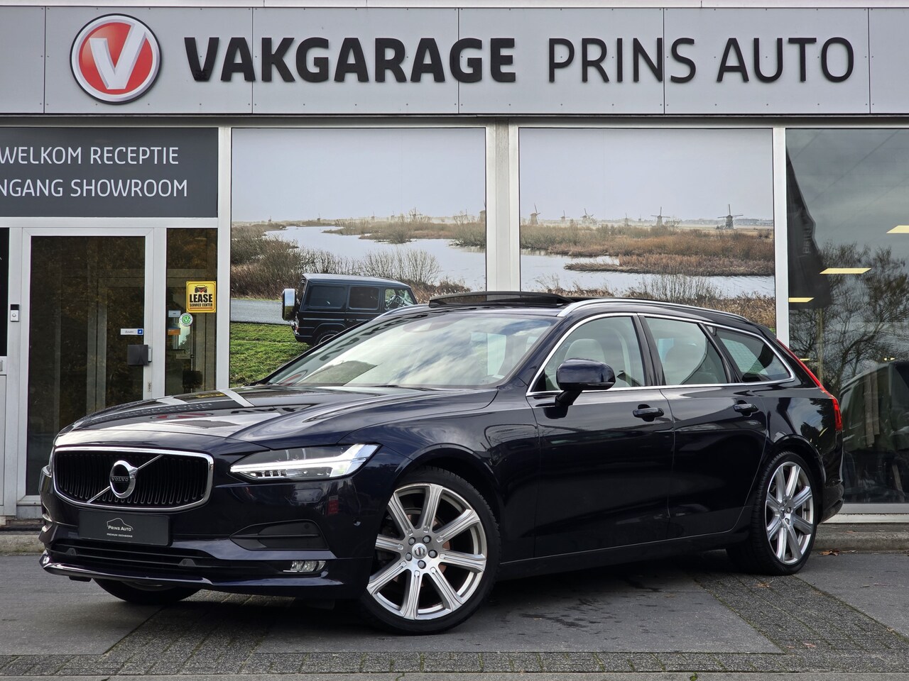 Volvo V90 - 2.0 D4 Momentum |NAVI|CAMERA|STOELVW|ADAPTIVE CRUISE|ELEKTRISCHE STOELEN| 3990 - AutoWereld.nl