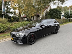 Mercedes-Benz E-klasse - 300e AMG Black 320PK Pano•Trekhaak