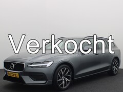 Volvo V60 - 2.0 T4 Momentum CARPLAY / DAB+ / ACC / DODEHOEK / NAVI / CLIMA / PDC / BLUETOOTH / NL-AUTO