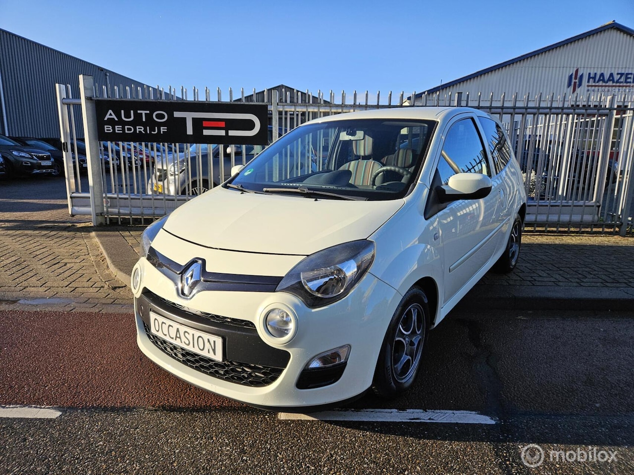 Renault Twingo - 1.2-16V Authentique 1.2 16V Authentique - AutoWereld.nl