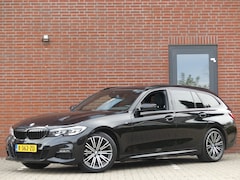 BMW 3-serie Touring - 320d M-Pakket Panoramadak/Trekhaak/LED