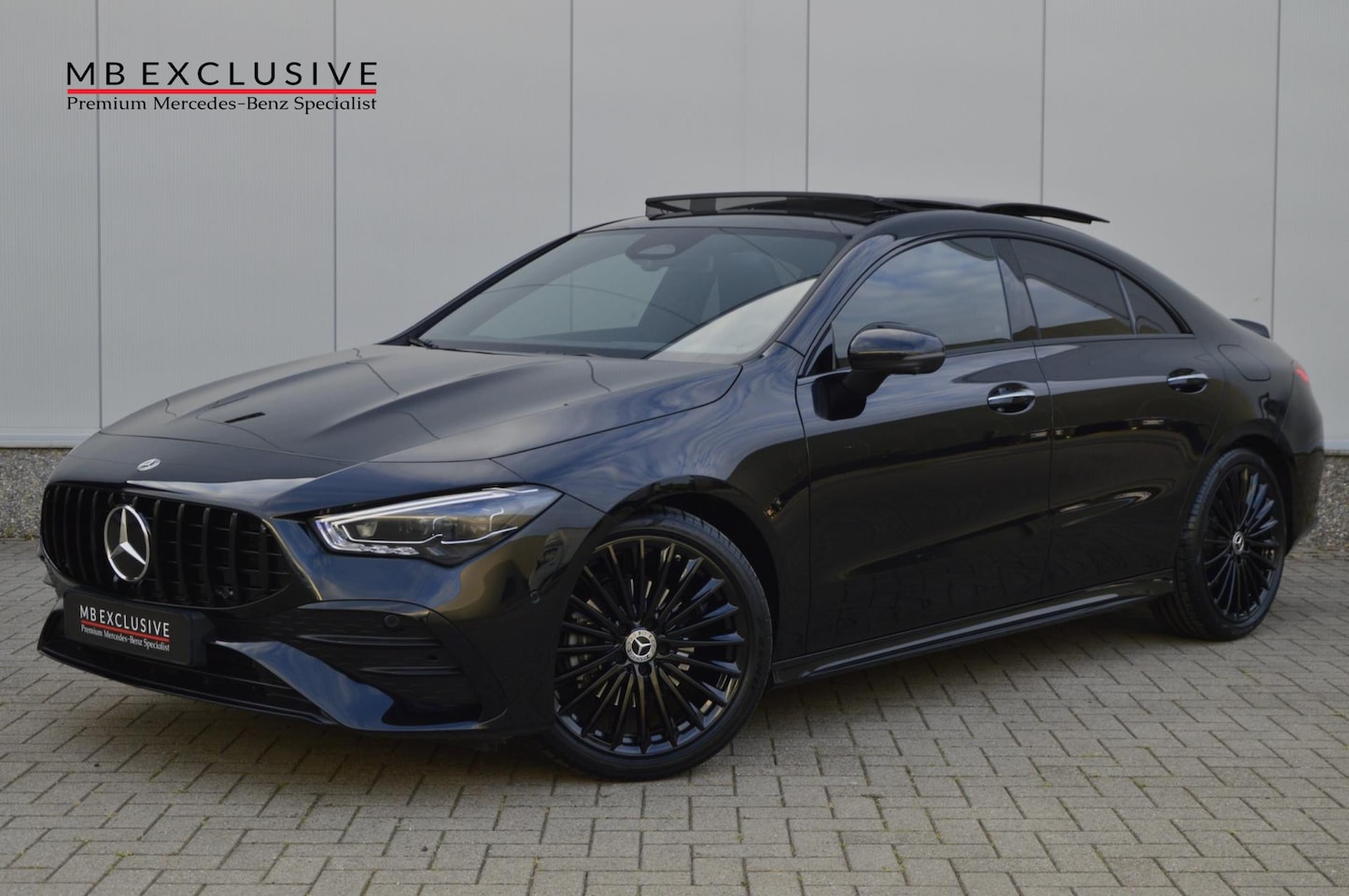 Mercedes-Benz CLA-Klasse - 180 AMG 45s Night Edition1 Facelift 2023 - AutoWereld.nl