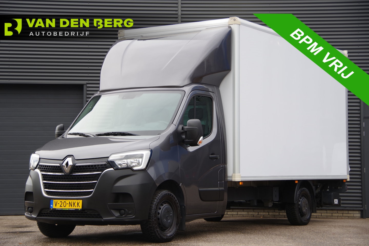 Renault Master - BAKWAGEN T35 2.3 dCi 145PK, LAADKLEP, ZIJDEUR, TREKHAAK, CAMERA, NAVI, CRUISE, AIRCO, MEUB - AutoWereld.nl