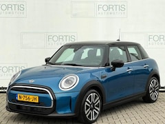 MINI Cooper - 1.5 Business Edition NL AUTO | LEDER | CAMERA | DEALER ONDERH | CARPLAY |