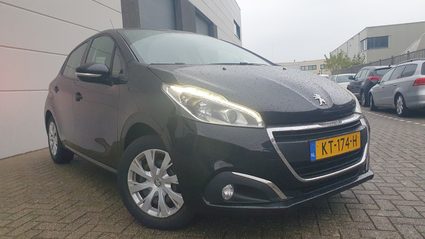 Peugeot 208 - 1.2 PureTech Blue Lion 1.2 PureTech Blue Lion - AutoWereld.nl