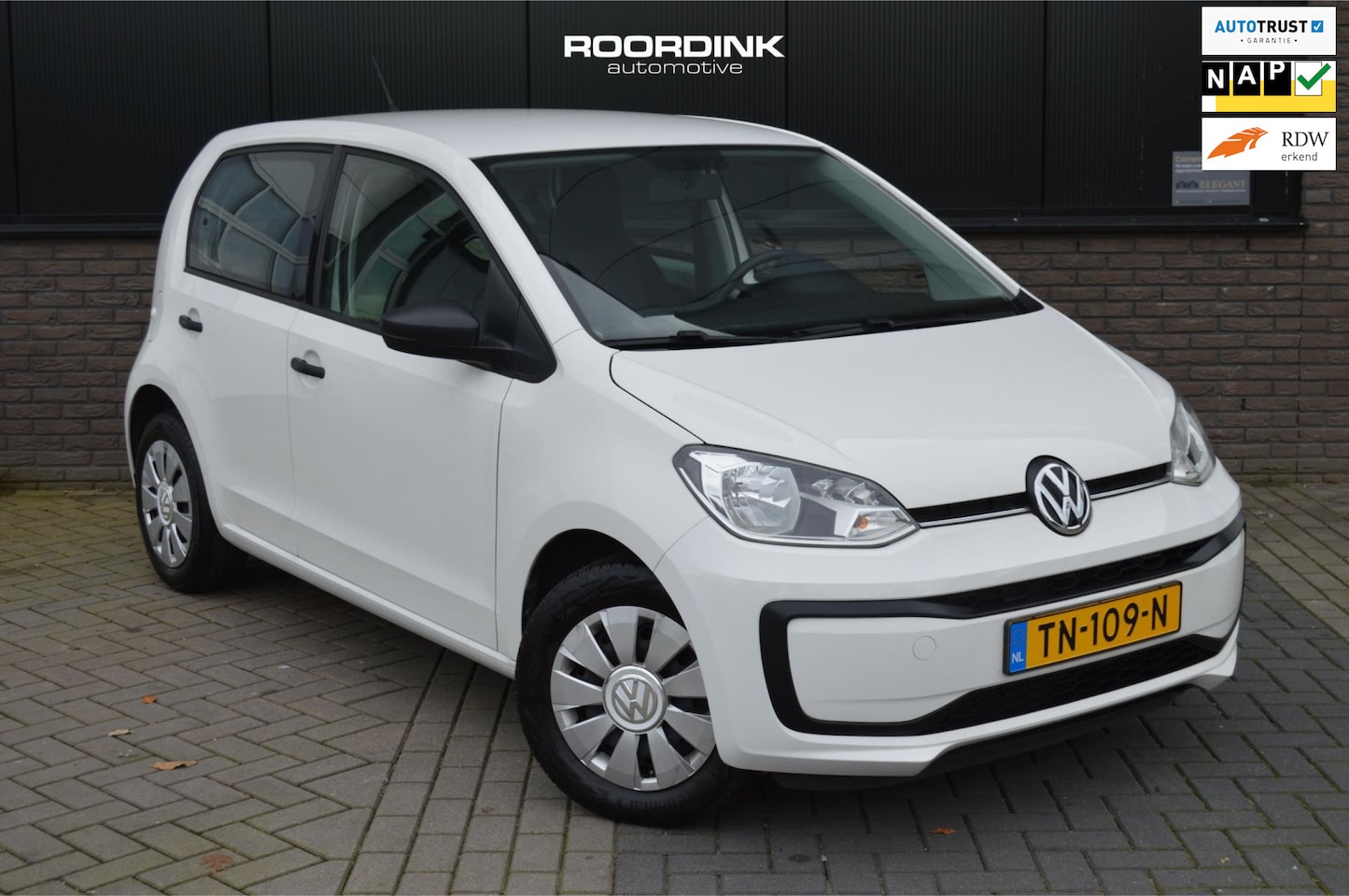 Volkswagen Up! - Airco|Elek.ramen|5-deurs|56.000 km! - AutoWereld.nl
