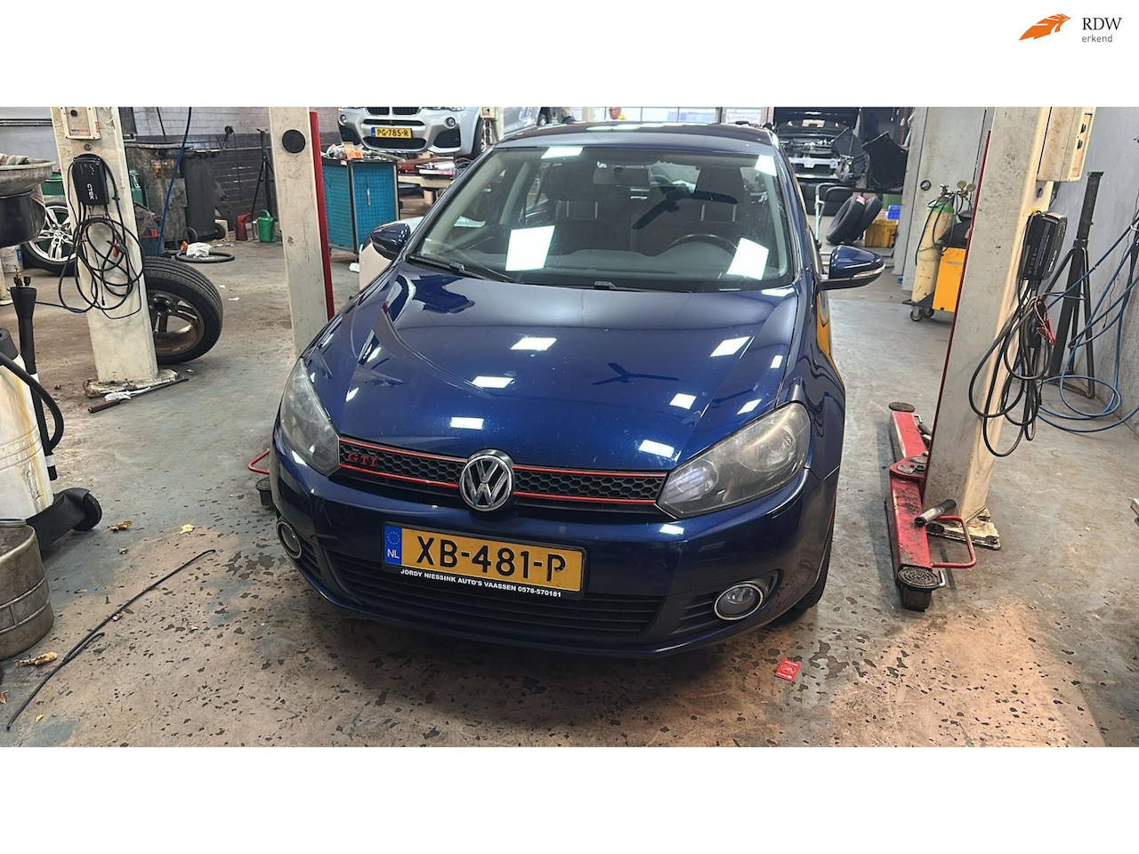 Volkswagen Golf - 1.2 TSI (GTi-look) 5-deurs AIRCO/navi - AutoWereld.nl