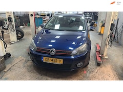 Volkswagen Golf - 1.2 TSI (GTi-look) 5-deurs AIRCO/navi