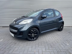 Peugeot 107 - 1.0-12V XS bouwjaar 2009 met airco / toerenteller