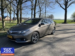 Toyota Auris - 1.8 Hybrid Dynamic camera All in rijklaar