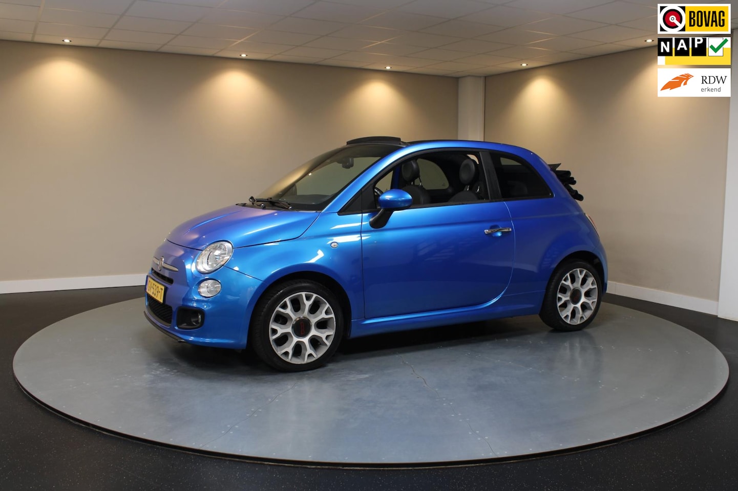 Fiat 500 C - 0.9 TwinAir Turbo 500S *Azzurro Italia* Sport|Cabrio|Interscope audio - AutoWereld.nl