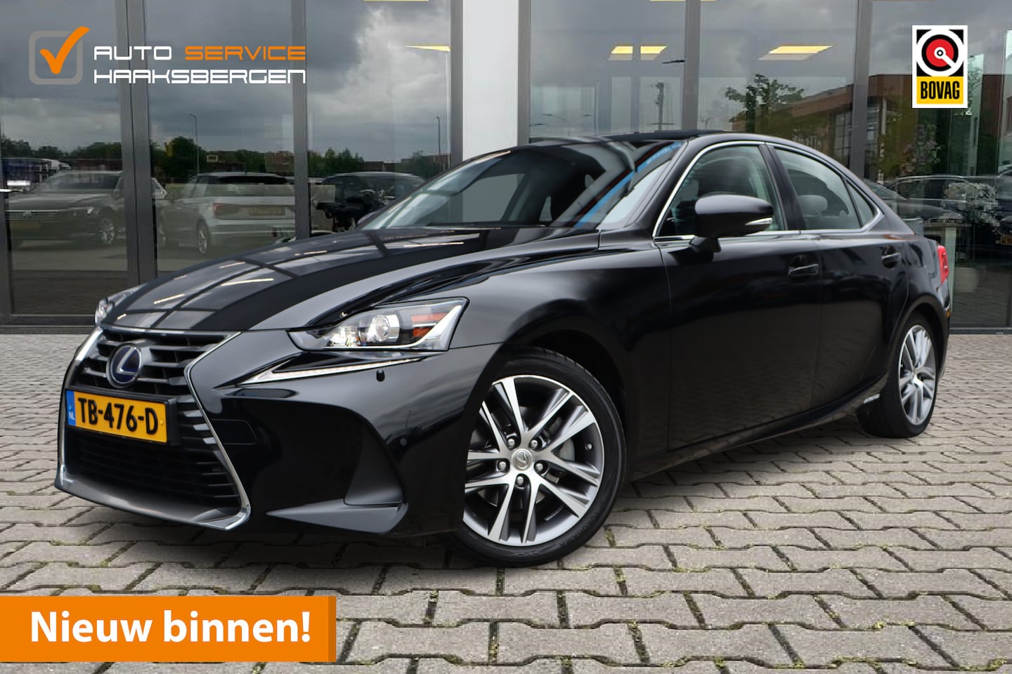 Lexus IS - 300h Hybrid Business Line | Camera | Schuif/Kantel | Winterpakket | - AutoWereld.nl
