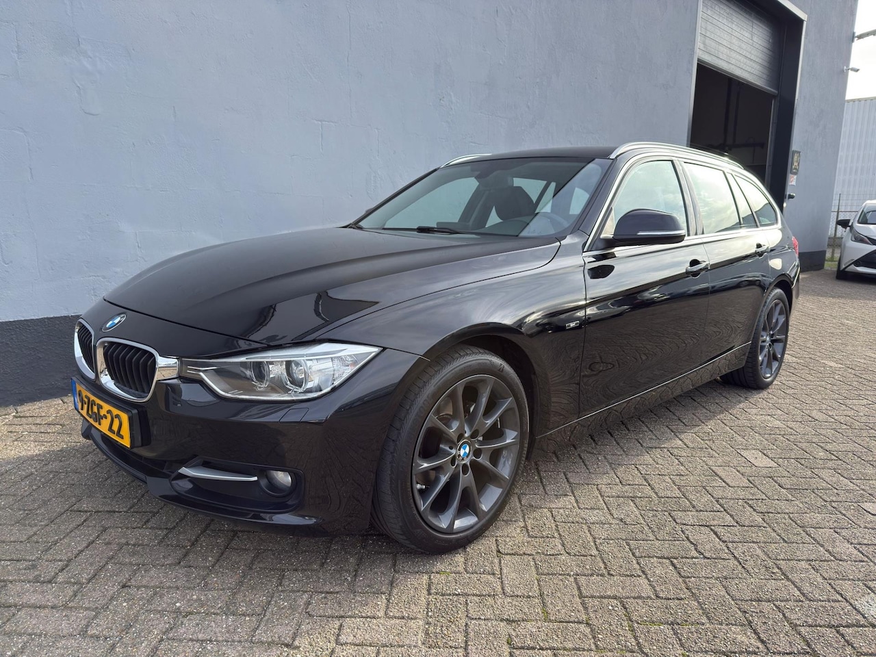 BMW 3-serie Touring - 316i High Executive - Lederen Interieur - AutoWereld.nl