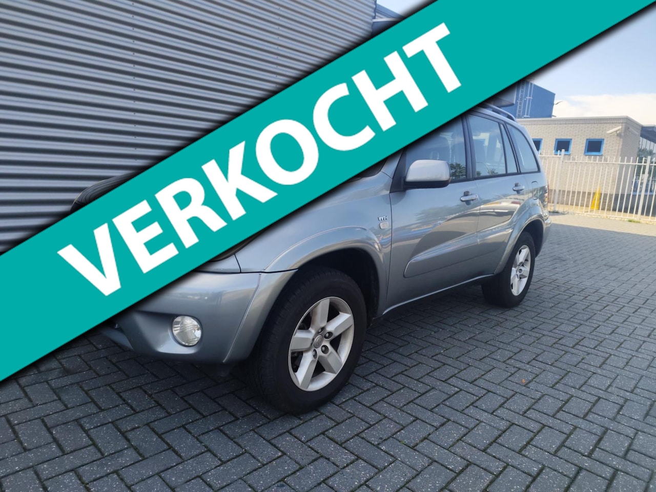 Toyota RAV4 - 2.0-16V VVT-i Sol 2.0-16V VVT-i Sol - AutoWereld.nl