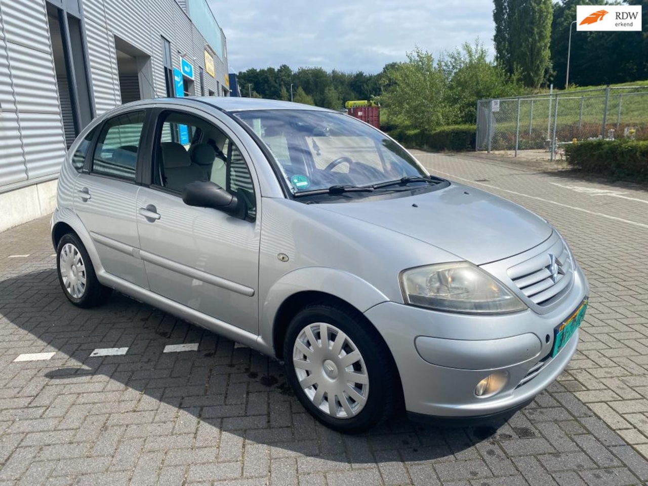 Citroën C3 - 1.4i Exclusive 5 deurs , Airco , stuurbekrachtging, komplete koprevisie & distr ,nwe apk , - AutoWereld.nl