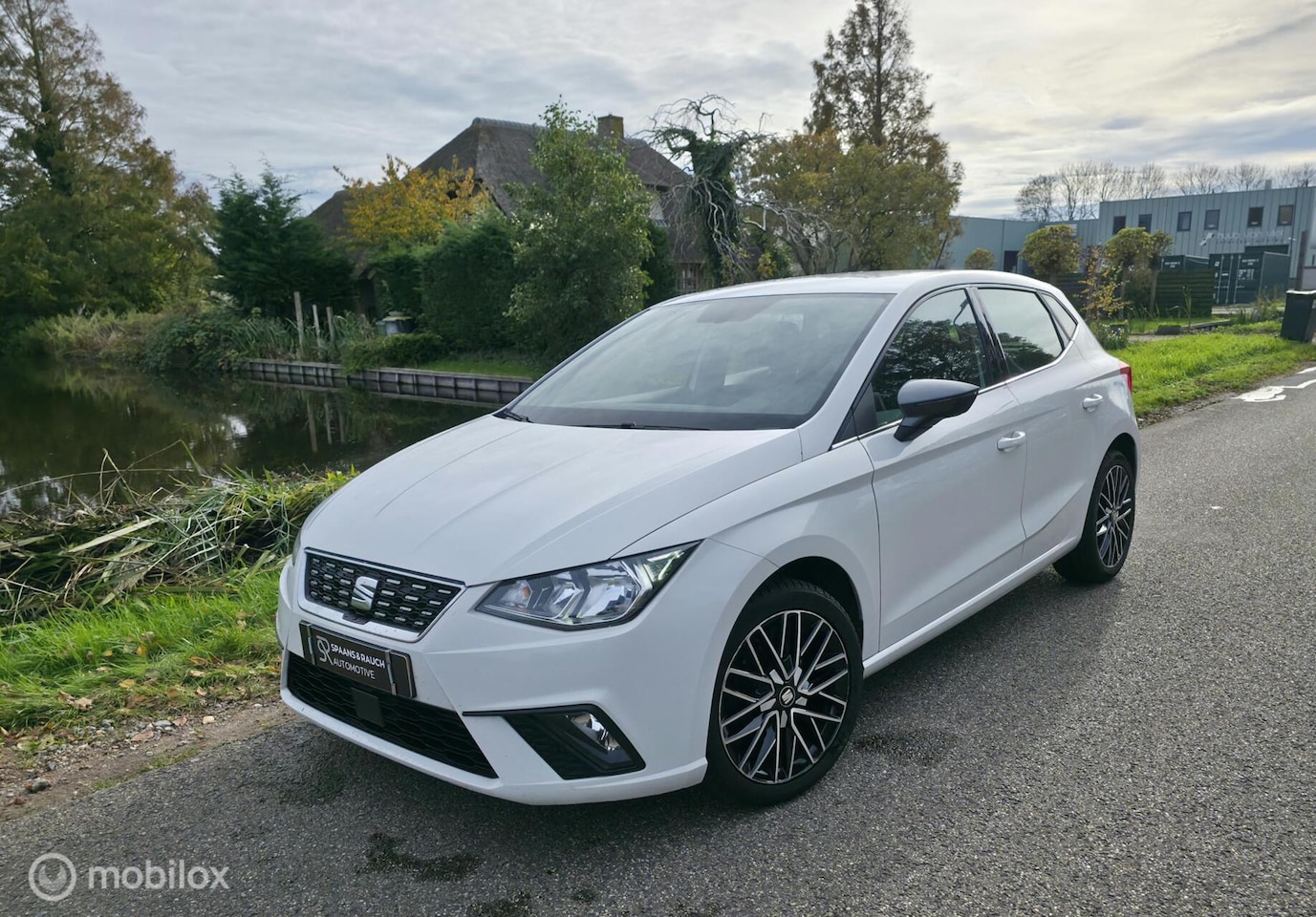 SEAT Ibiza - 1.0 TSI Xcellence / Navi / Carplay / Cruise c. - AutoWereld.nl
