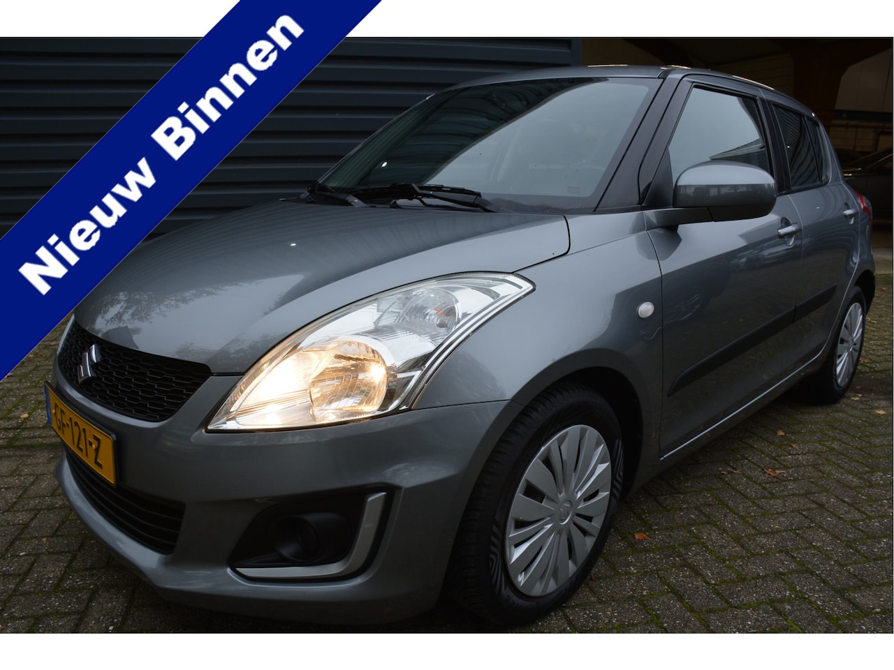 Suzuki Swift - 1.2 Comfort EASSS Airco Trekhaak - AutoWereld.nl