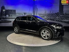 Volkswagen Tiguan - 1.5 TSI R-Line Business+ MY 2021*Pano*Keyless*Leder*Trekhaak