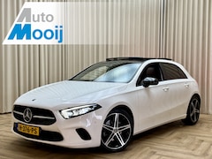 Mercedes-Benz A-klasse - A200 *164 PK* Panorama dak / 1/2 Leder / Stoelverwarming / Cruise / Navigatie / 18'' LMV /
