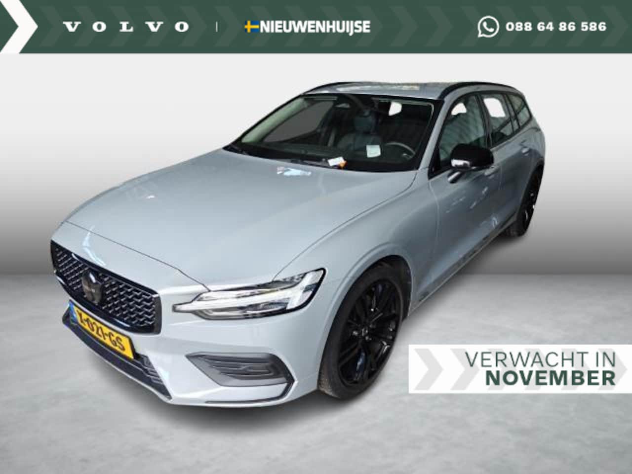 Volvo V60 - 2.0 B3 Essential Edition | Sport Pack | 19" Black Edition Velgen | Leder | Adaptieve Cruis - AutoWereld.nl