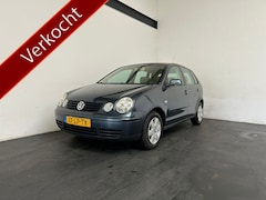 Volkswagen Polo - 1.4-16V Comfortline. APK 10-2026
