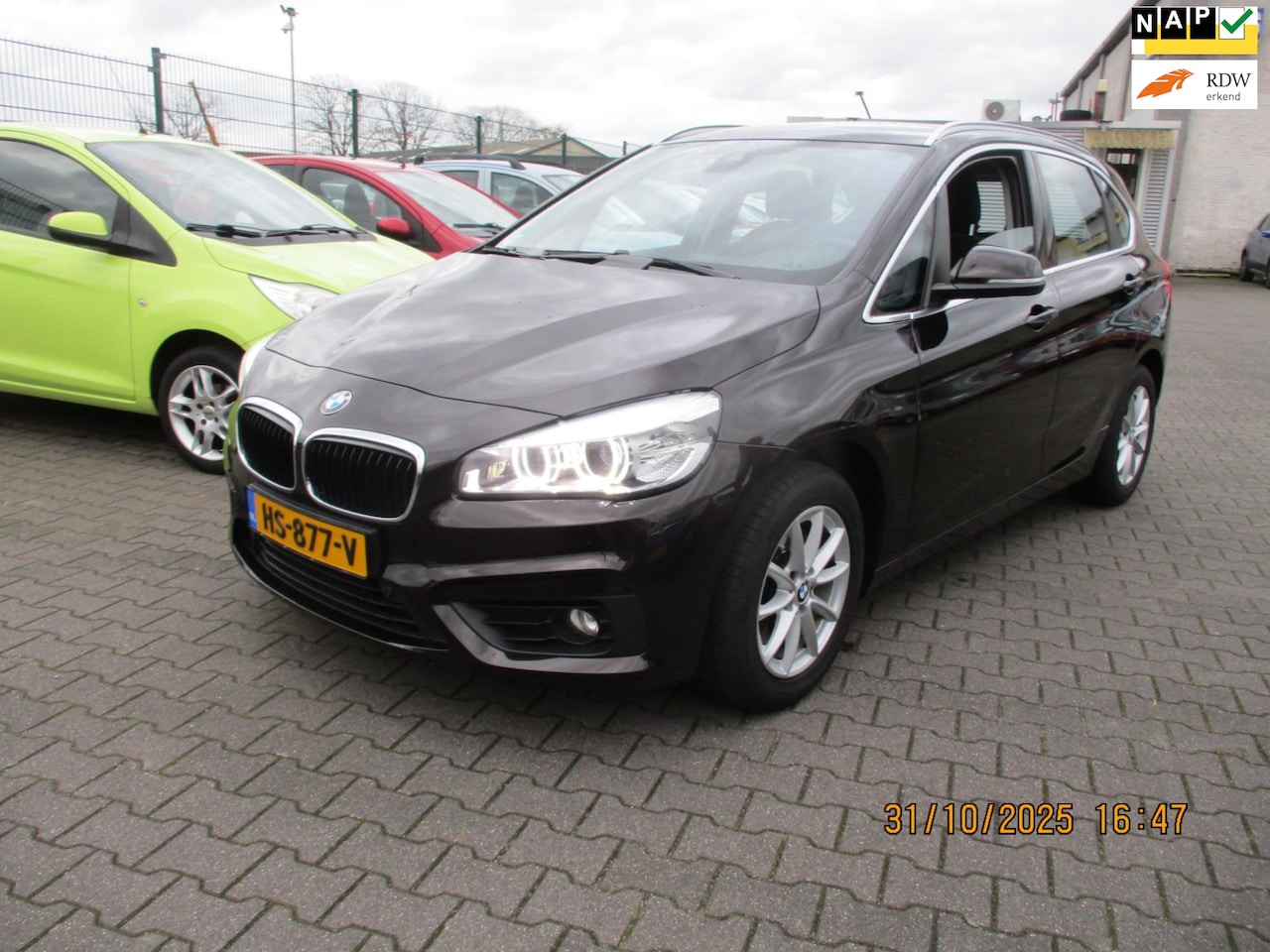 BMW 2-serie Active Tourer - BMW 2-serie Active Tourer 218i Essential - AutoWereld.nl