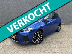 BMW 2-serie Active Tourer - 225e xDrive M-Pakket | HARMAN KARDON | TREKHAAK | PANO | BOMVOL | APK T/M 17-1-2027 | FABR