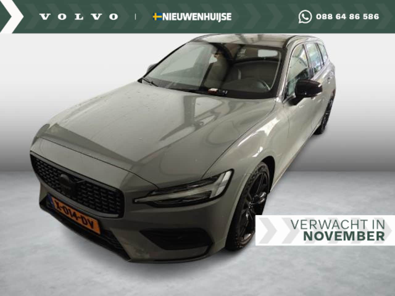 Volvo V60 - 2.0 B3 Essential Edition | Sport Pack | 19" Black Edition Velgen | Leder | Adaptieve Cruis - AutoWereld.nl