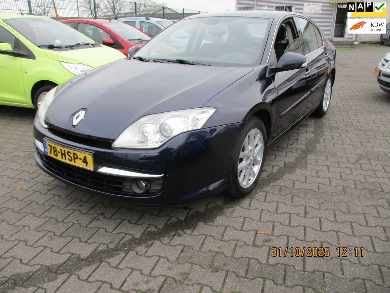 Renault Laguna - Renault Laguna 2.0 16V T Dynamique-AUTOMAAT - AutoWereld.nl