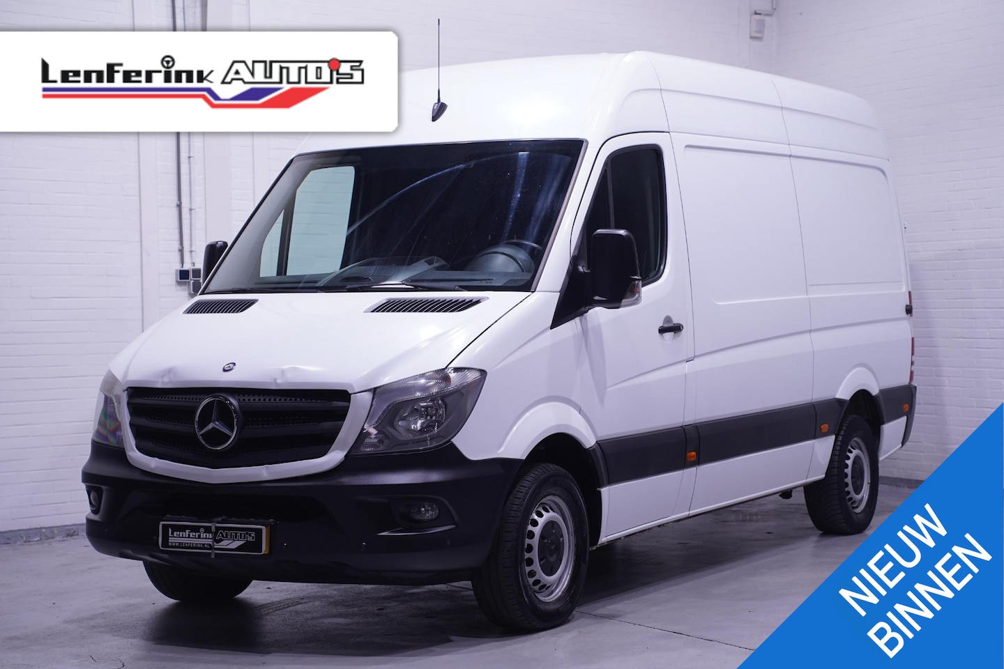 Mercedes-Benz Sprinter - 310 CDI L2H2 Airco, Cruise Control, PDC V+A APK 04-2026 - AutoWereld.nl