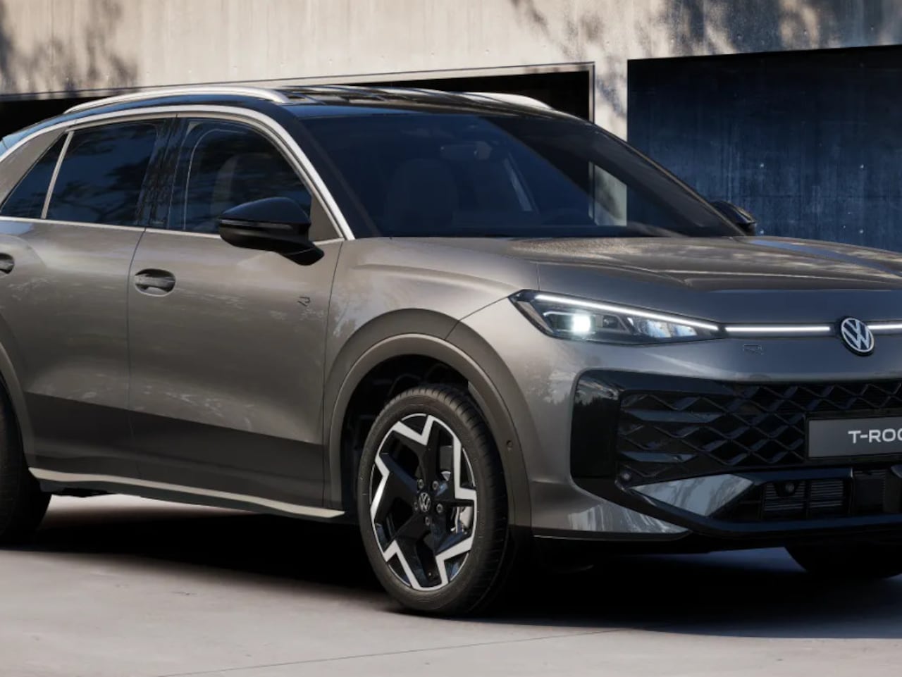 Volkswagen T-Roc - R-Line First Edition 1.5 eTSI 110 kW / 150 PK SUV - AutoWereld.nl