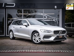 Volvo V60 - 2.0 B3 Momentum Business|Trekh|LED|Adaptive Cruise|Digital Dash|Apple Carplay|