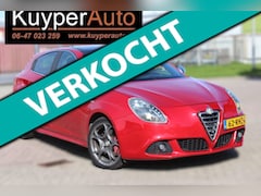 Alfa Romeo Giulietta - 1.4 T Distinctive automaat half leder pano navi clima