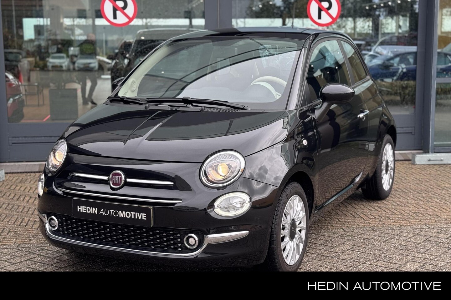 Fiat 500 - 1.0 Hybrid Dolcevita | Climate control | Navigatie | Cruise control | Panoramadak | - AutoWereld.nl