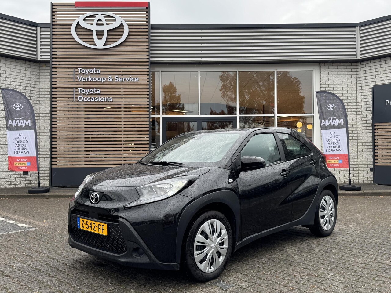Toyota Aygo X - PLAY AIRCO APPLE/ANDROID PARKEERCAMERA AD-CRUISE NL-AUTO - AutoWereld.nl