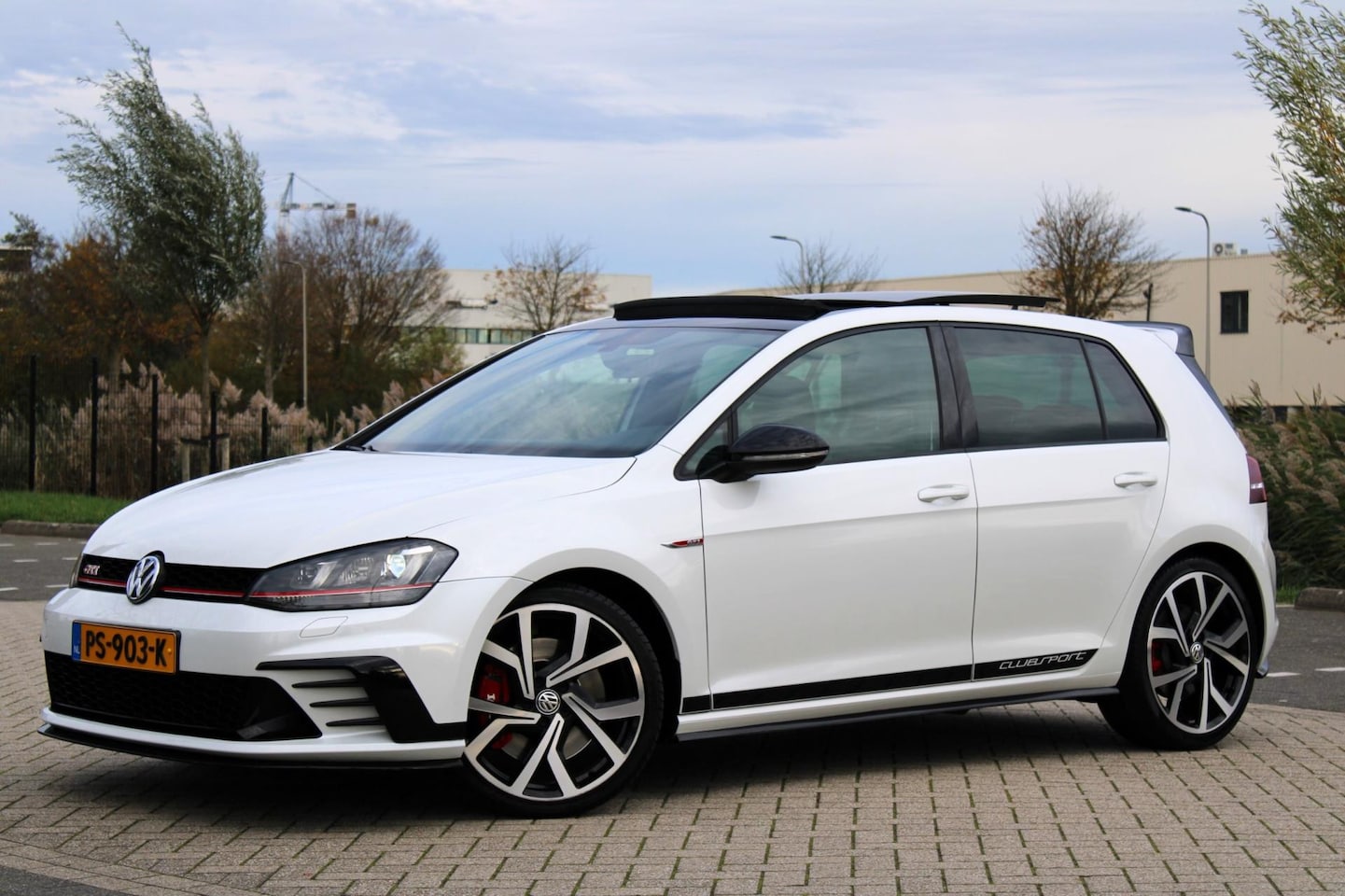 Volkswagen Golf - 2.0 TSI GTI Clubsport l Pano l Xenon l Leder - AutoWereld.nl