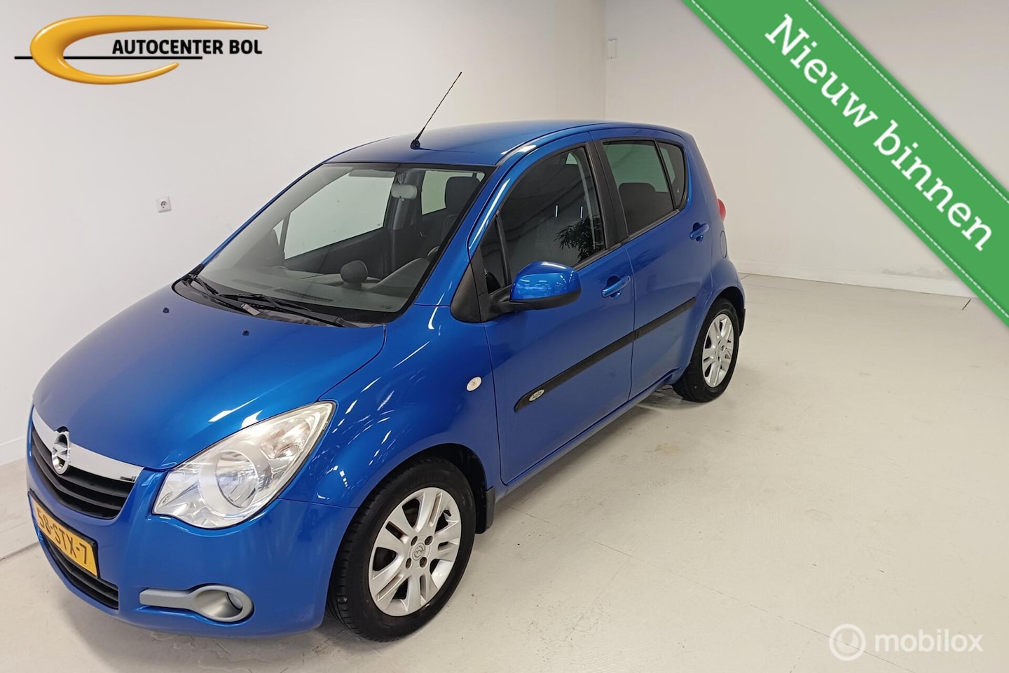 Opel Agila - 1.0 Selection Airco - AutoWereld.nl