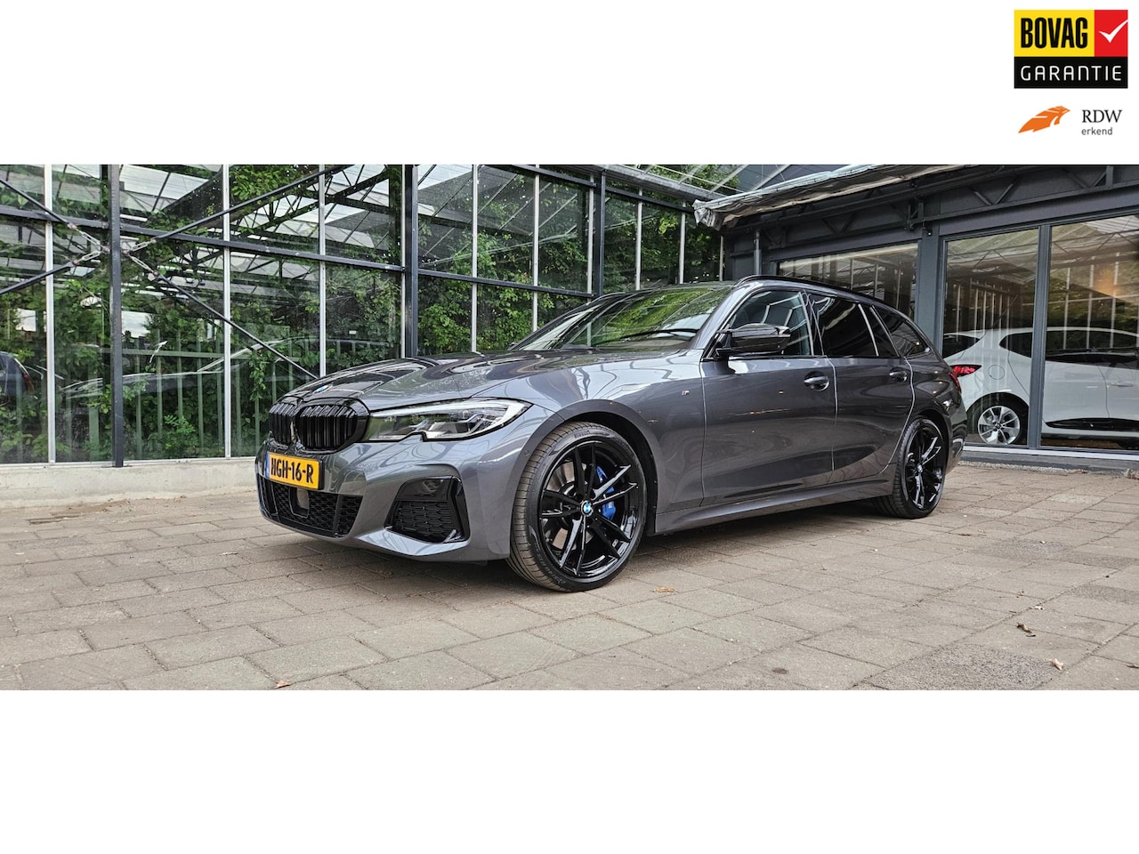 BMW 3-serie Touring - M340i xDrive High Executive / M-sport / 374PK / HUD / PANO / LASER / MEMORY - AutoWereld.nl