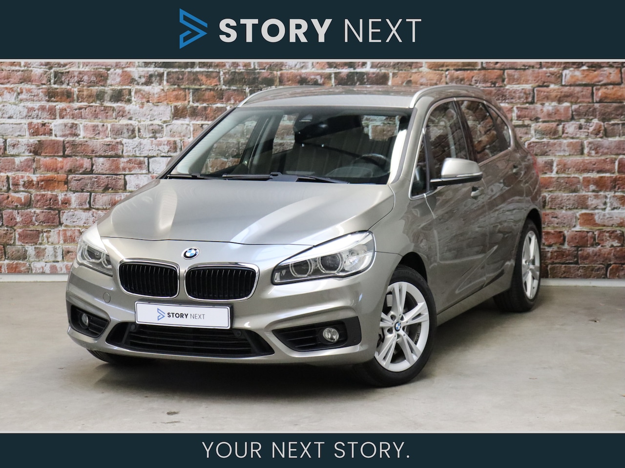 BMW 2-serie Active Tourer - 225i Executive Automaat / Navigatie / Trekhaak / Cruise Control / Bluethooth / Achteruitri - AutoWereld.nl