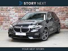 BMW 1-serie - 118i High Executive Sport Line Automaat / Navigatiesysteem Professional / Trekhaak / 17 In