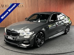 BMW 3-serie - 320i M-sport Head Up Leer Navi PDC Virtual 20'' LM velgen Climate voor en achter Matrix