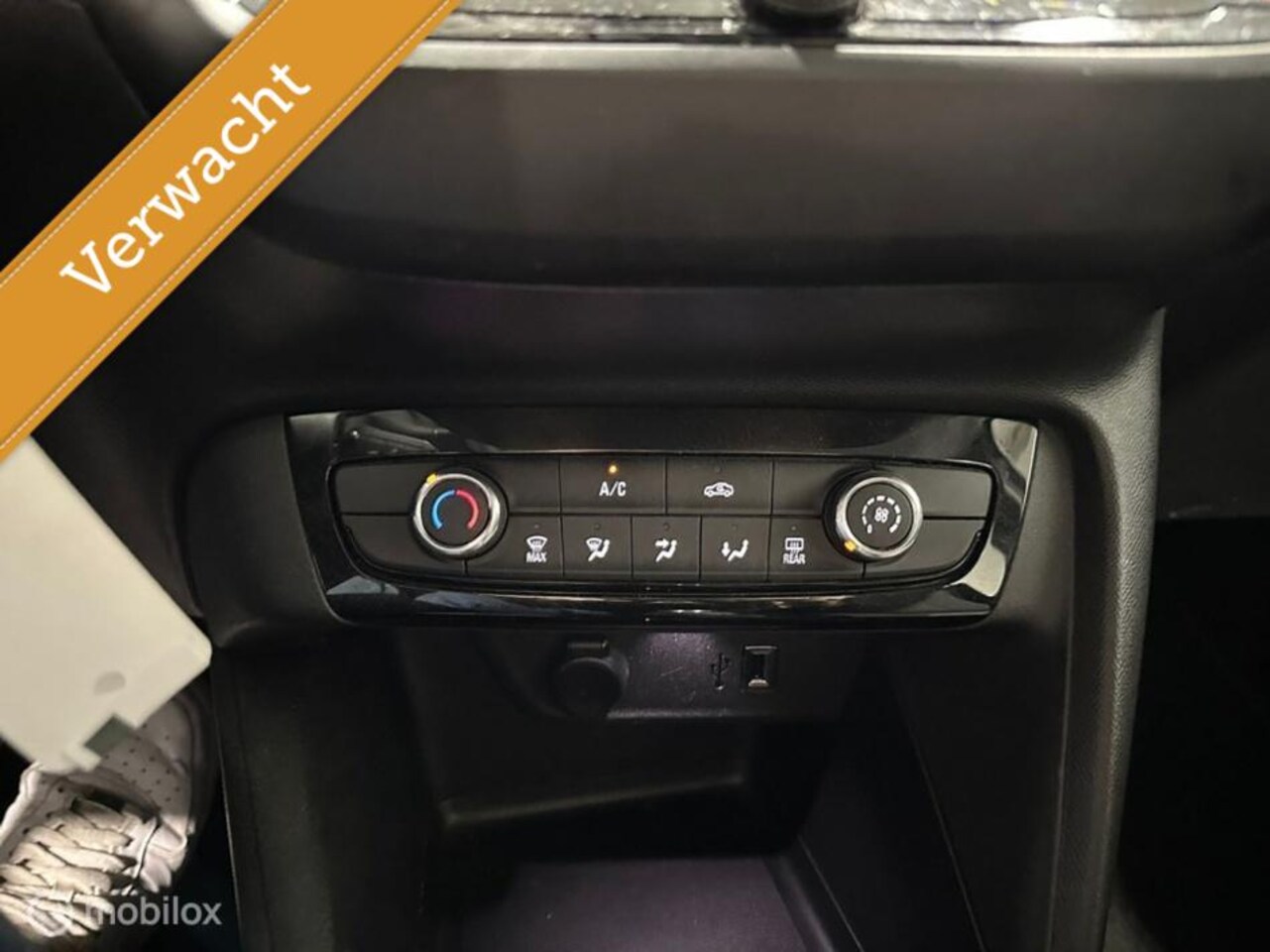 Opel Corsa - 1.2 5drs Edition Business *NL, NAVI, LMV, RIJKLAARPRIJS!*