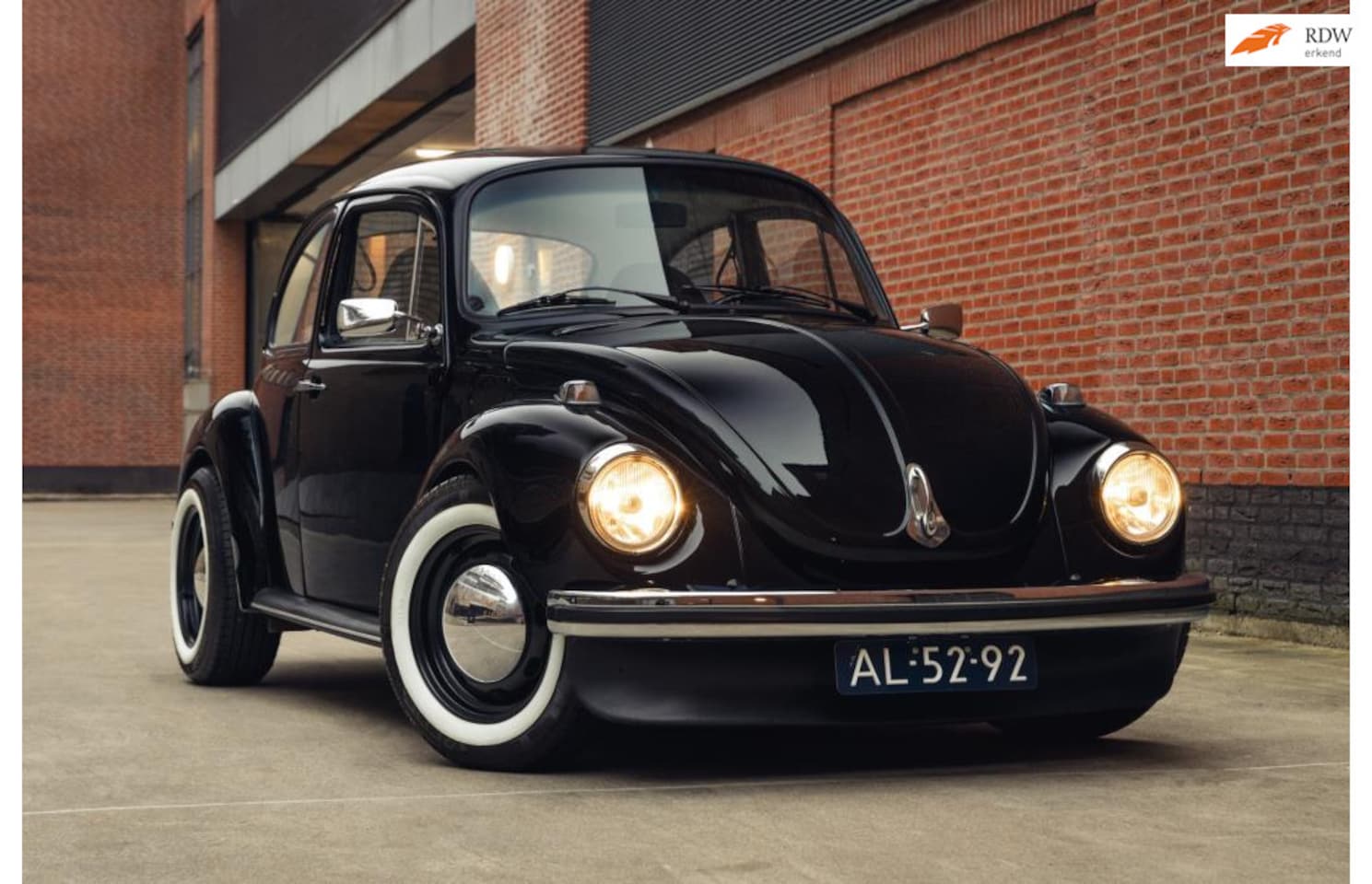 Volkswagen Kever - 1303 S Gerestaureerd - AutoWereld.nl
