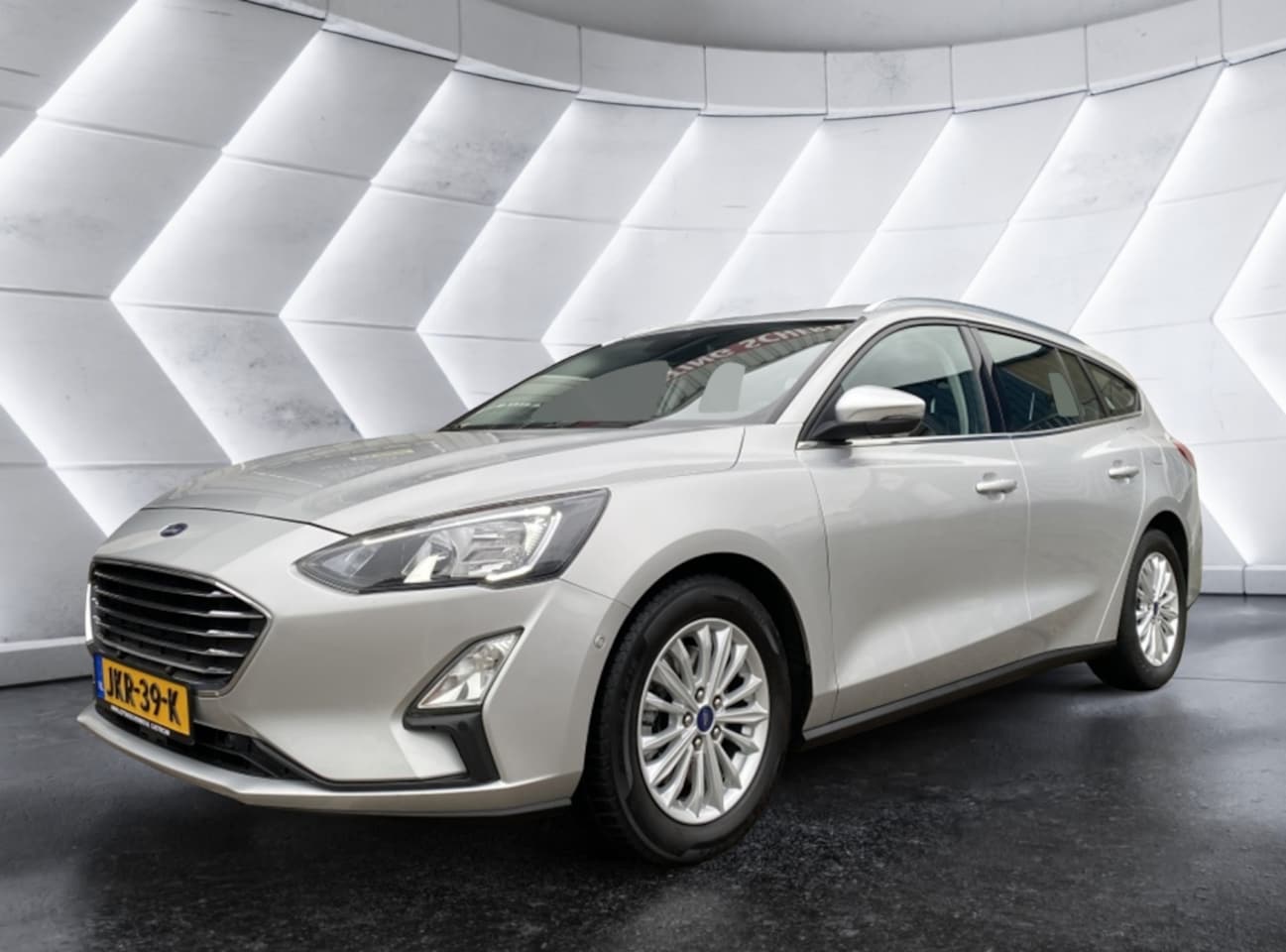 Ford Focus Wagon - 1.0 EBH ST L. XBns - AutoWereld.nl