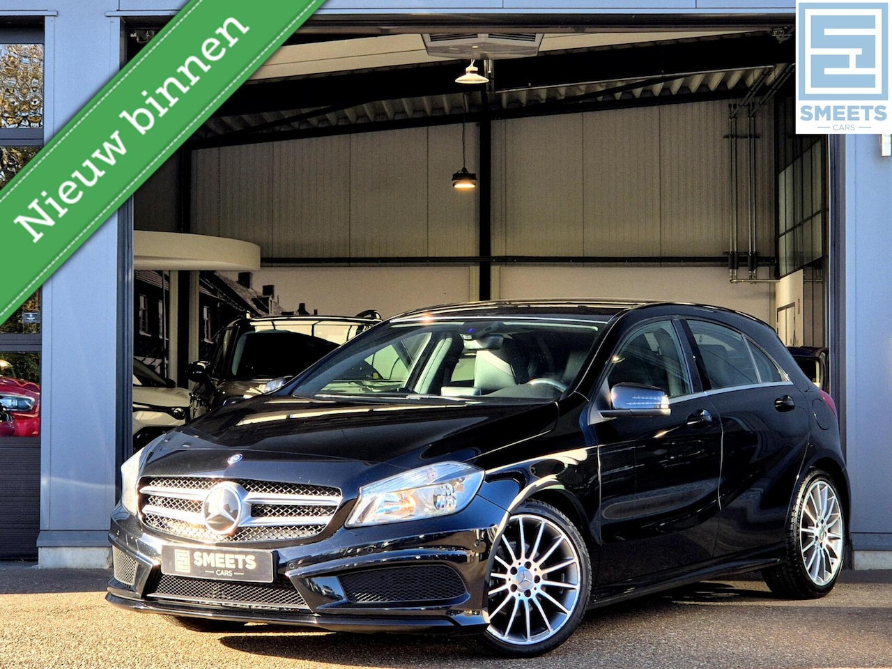 Mercedes-Benz A-klasse - 180 AMG-LINE |Navi|Leer/Alc|Airco|PDC| - AutoWereld.nl